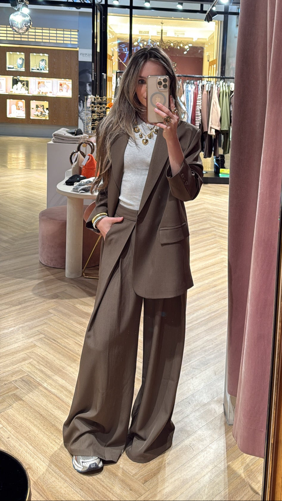 Pantalon met plooidetail - brown