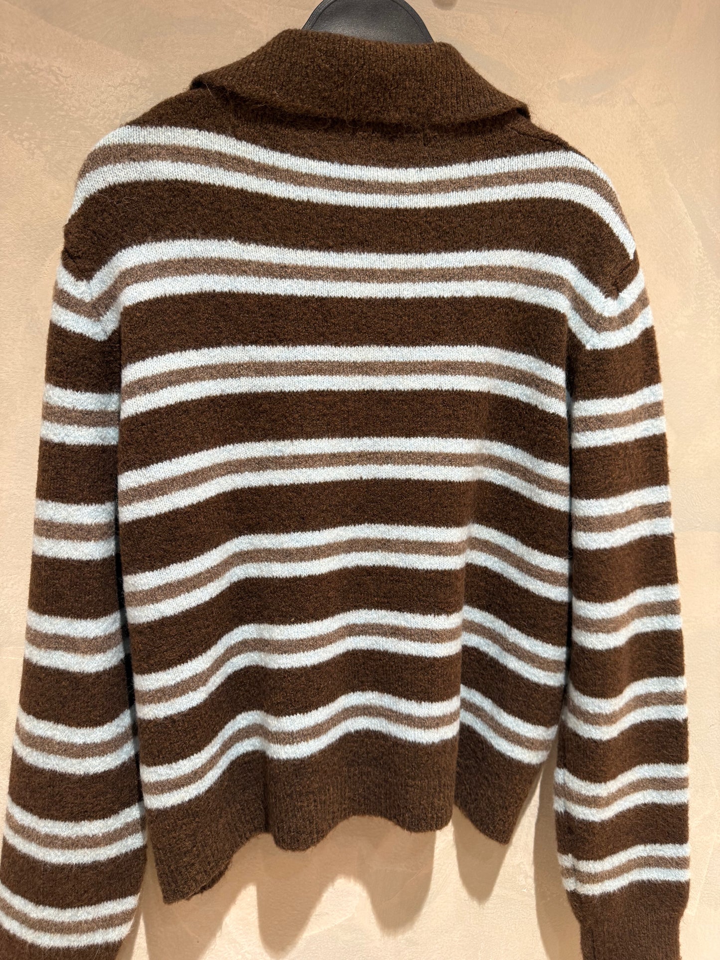 Knitted sweater - bauw