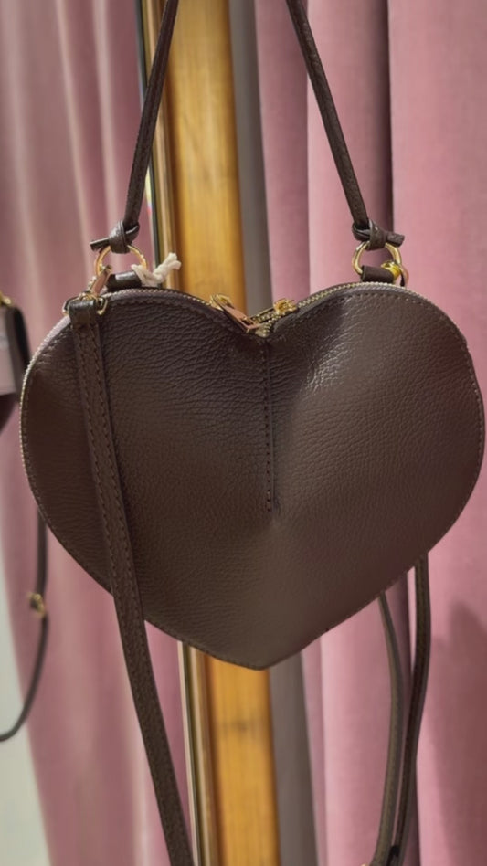 Leather bag brown heart